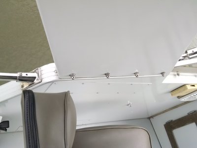 Arch bolted to upper station.jpg